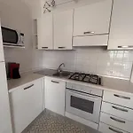 Vacanzero Apartment *